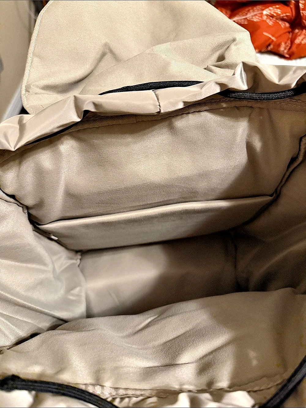 Puffer Backpack Beige - Picture 3 of 3
